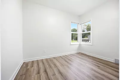 203 Pearl Avenue, Loves Park, IL 61111 - Photo 9