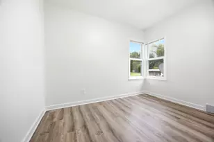 203 Pearl Ave, Loves Park, IL 61111 - Photo 9
