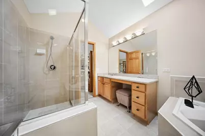 18220 Hidden Valley Cove, Orland Park, IL 60467 - Photo 15