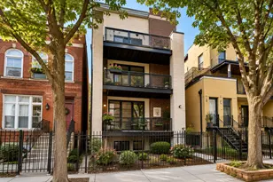 1646 W Warren Blvd, Chicago, IL 60612 - Photo 1