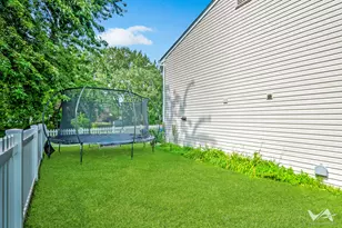 378 Rodenburg Rd, Roselle, IL 60172 - Photo 29