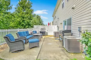 378 Rodenburg Rd, Roselle, IL 60172 - Photo 25