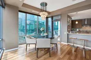 240 E Illinois St, Chicago, IL 60611 - Photo 9