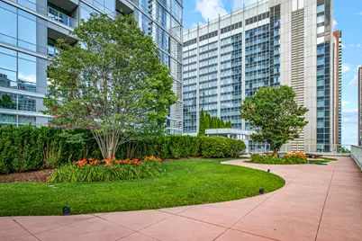 240 E Illinois Street #2501, Chicago, IL 60611 - Photo 29
