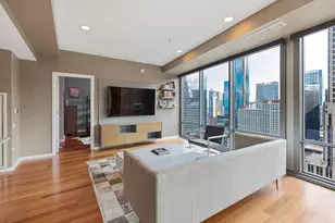 240 E Illinois St, Chicago, IL 60611 - Photo 7