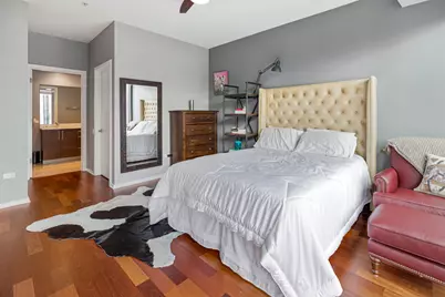 240 E Illinois Street #2501, Chicago, IL 60611 - Photo 17