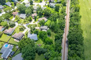 30W280 Holyoke Ct, Warrenville, IL 60555 - Photo 47