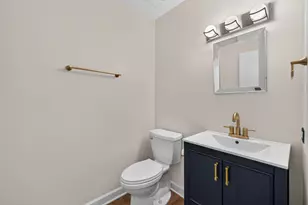 30W280 Holyoke Ct, Warrenville, IL 60555 - Photo 15