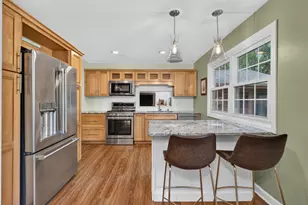 30W280 Holyoke Ct, Warrenville, IL 60555 - Photo 3