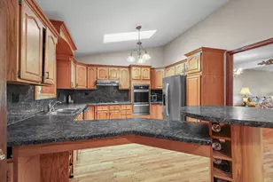 317 N Marcella Rd, Mount Prospect, IL 60056 - Photo 13