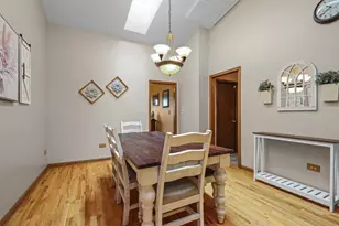 317 N Marcella Rd, Mount Prospect, IL 60056 - Photo 9