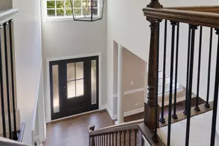 26W286 Pinehurst Dr, Winfield, IL 60190 - Photo 5