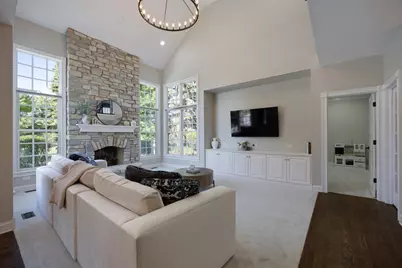 26W286 Pinehurst Drive, Winfield, IL 60190 - Photo 15