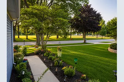 1817 Longboat Drive, Elk Grove Village, IL 60007 - Photo 27