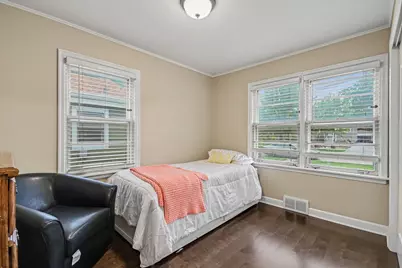 14806 Lawndale Avenue, Midlothian, IL 60445 - Photo 9