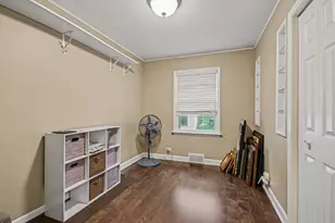 14806 Lawndale Ave, Midlothian, IL 60445 - Photo 11