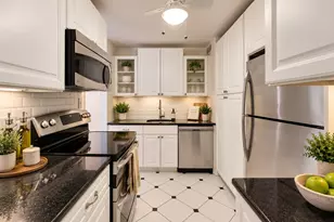 1415 N Dearborn St, Chicago, IL 60610 - Photo 15