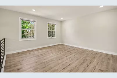 1312 W Oakmont Road, Hoffman Estates, IL 60169 - Photo 3