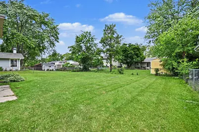 1312 W Oakmont Road, Hoffman Estates, IL 60169 - Photo 27