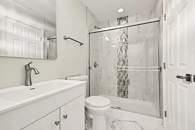 1312 W Oakmont Road, Hoffman Estates, IL 60169 - Photo 11