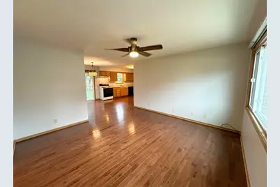 7103 Hiawatha Drive, Wonder Lake, IL 60097 - Photo 11