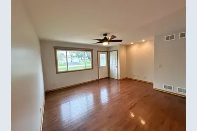 7103 Hiawatha Drive, Wonder Lake, IL 60097 - Photo 9