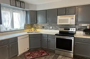 9355 Landings Ln, Des Plaines, IL 60016 - Photo 13