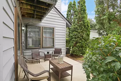 736 Glen Way, Gurnee, IL 60031 - Photo 23