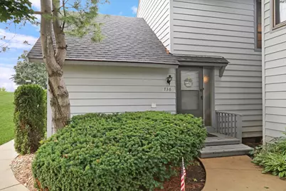 736 Glen Way, Gurnee, IL 60031 - Photo 3