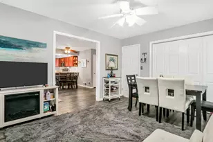 736 Glen Way, Gurnee, IL 60031 - Photo 13