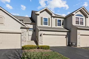 1638 Fredericksburg Ln, Aurora, IL 60503 - Photo 1