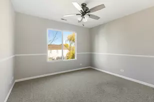 1638 Fredericksburg Ln, Aurora, IL 60503 - Photo 15