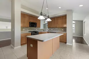 1638 Fredericksburg Ln, Aurora, IL 60503 - Photo 7