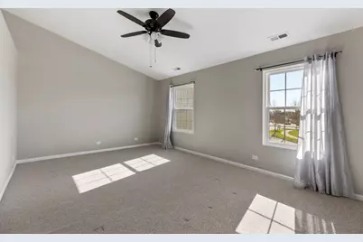 1638 Fredericksburg Lane #1638, Aurora, IL 60503 - Photo 13