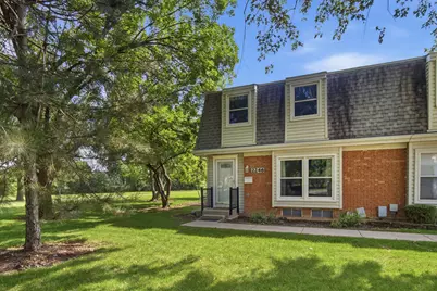 2246 Brent Court, Schaumburg, IL 60194 - Photo 1