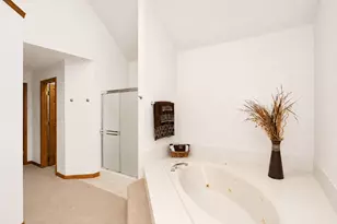 2660 Hoddam Rd, Naperville, IL 60564 - Photo 33