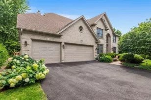2660 Hoddam Rd, Naperville, IL 60564 - Photo 3