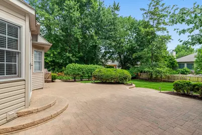 2660 Hoddam Road, Naperville, IL 60564 - Photo 9