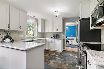 224 Lexington Street, Dekalb, IL 60115 - Photo 9