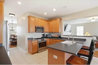 2835 Liberty Lakes Boulevard, Wauconda, IL 60084 - Photo 7
