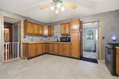 402 S 1st Street, Alpha, IL 61413 - Photo 9