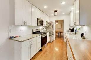 544 Park Plaine Ave, Park Ridge, IL 60068 - Photo 9