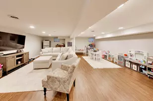 544 Park Plaine Ave, Park Ridge, IL 60068 - Photo 21