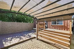 2325 W 41st St, Chicago, IL 60609 - Photo 33