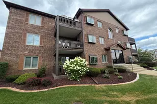17242 Ridgeland Ave, Tinley Park, IL 60477 - Photo 3