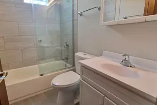 3238 N Hamlin Ave, Chicago, IL 60618 - Photo 9