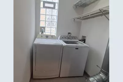 3238 N Hamlin Avenue #2, Chicago, IL 60618 - Photo 13