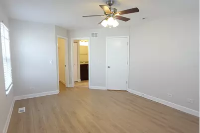 881 Essex Circle #881, Grayslake, IL 60030 - Photo 17
