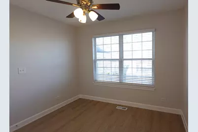 881 Essex Circle #881, Grayslake, IL 60030 - Photo 19