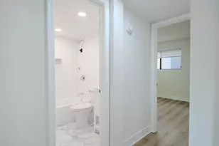 8504 W Catherine Ave, Chicago, IL 60656 - Photo 11